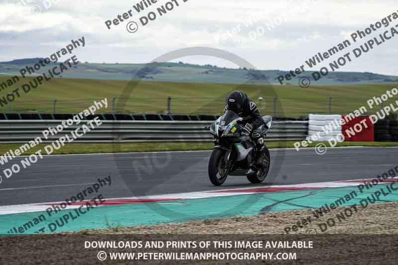 cadwell no limits trackday;cadwell park;cadwell park photographs;cadwell trackday photographs;enduro digital images;event digital images;eventdigitalimages;navarra;no limits trackdays;peter wileman photography;racing digital images;trackday digital images;trackday photos